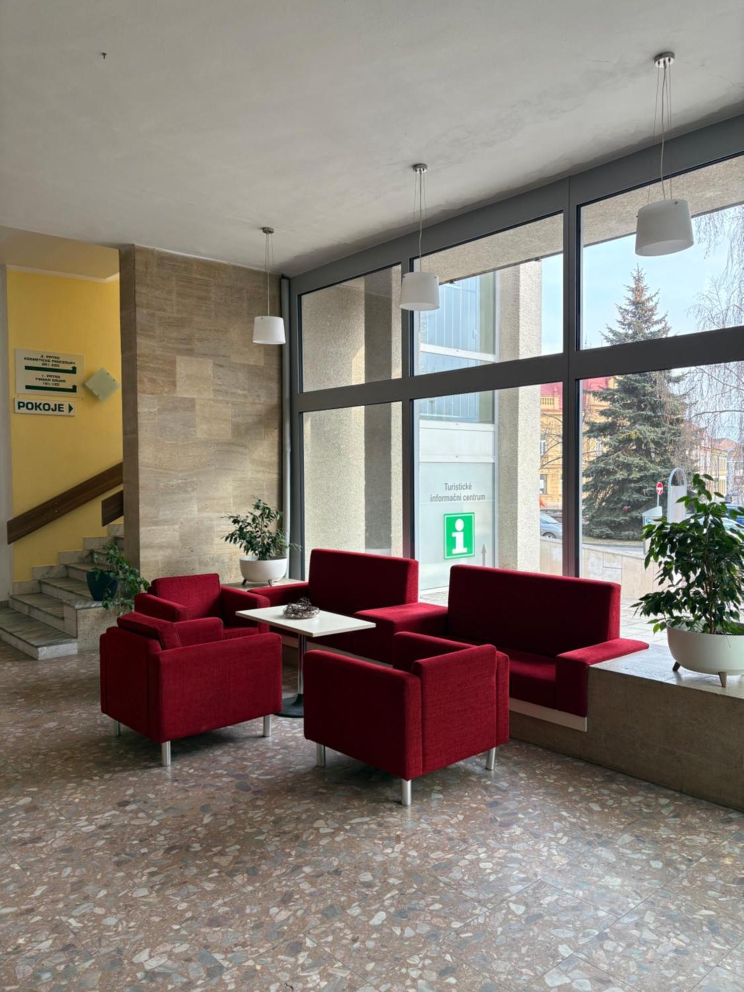 Hotel Opera Jaromerice nad Rokytnou Esterno foto